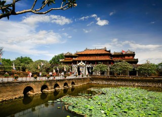 THE ULTIMATE CENTRAL VIETNAM HERITAGE TRAIL (6 DAYS / 5 NIGHTS: DA NANG – HOI AN – MY SON – BA NA HILLS – HUE) from 278 USD/person